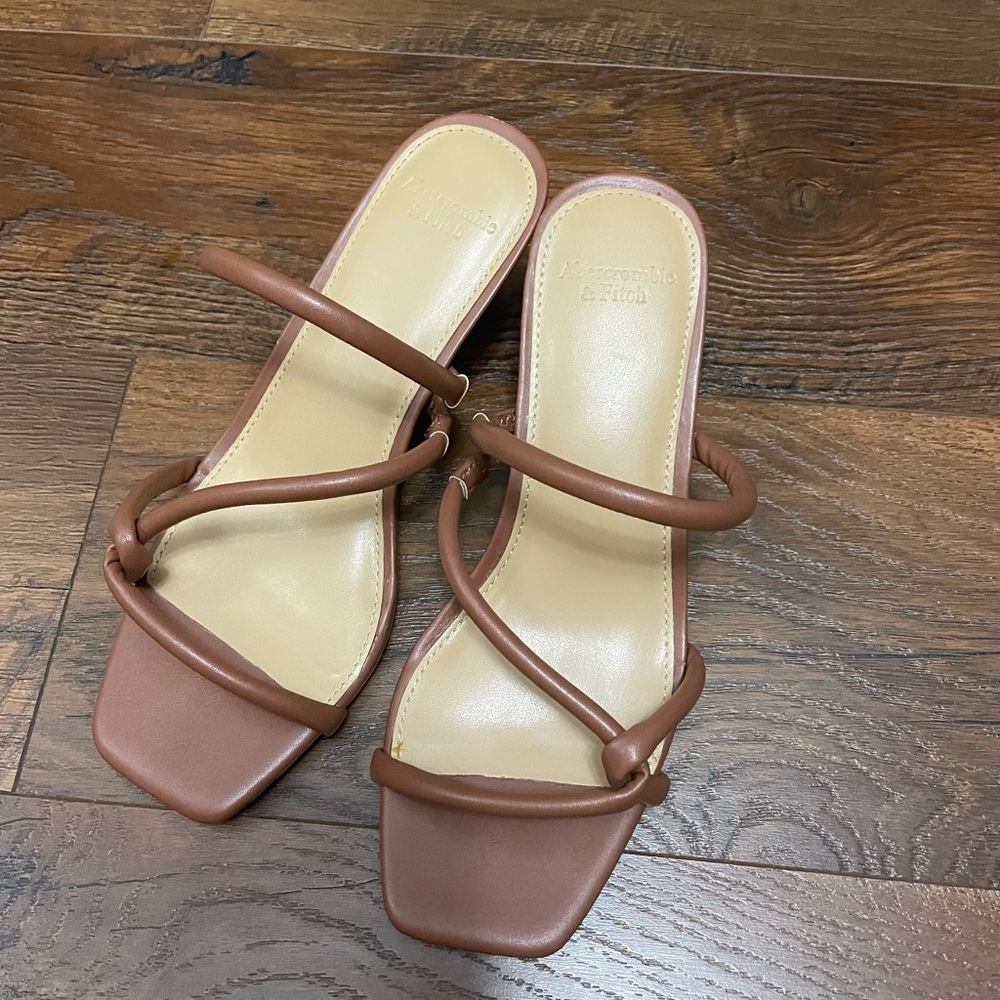 Abercrombie & Fitch Brown Strappy Sandals